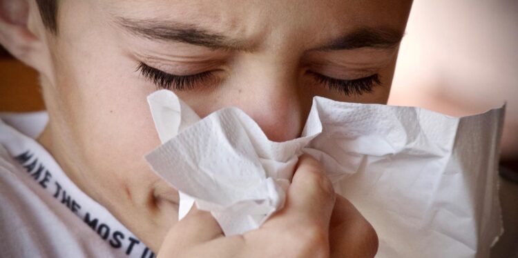 Gola e naso a rischio, il raffreddore estivo