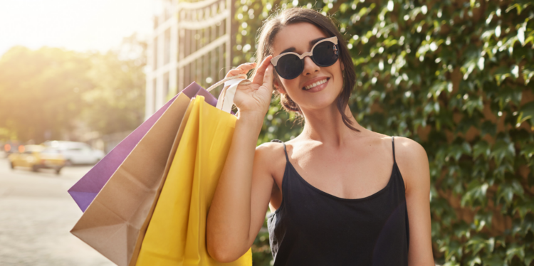 Shopping d’estate: come godersi vetrine e acquisti senza lasciare spazio ai piccoli disturbi