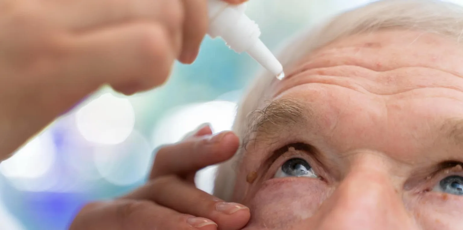 Occhio secco ed irritato: le cause e cosa fare