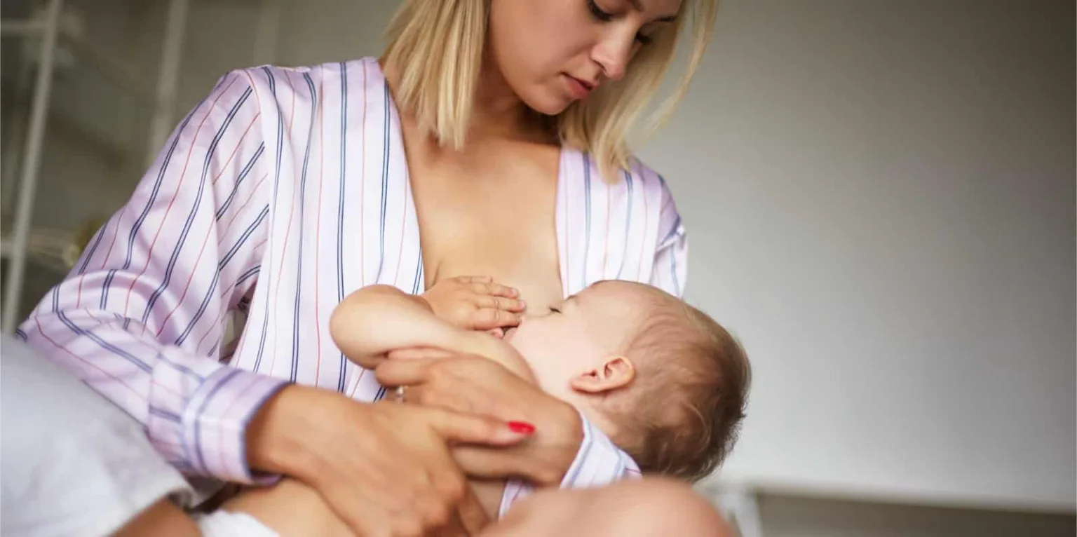 Cibi da evitare durante l’allattamento: cosa non mangiare per la salute di mamma e neonato