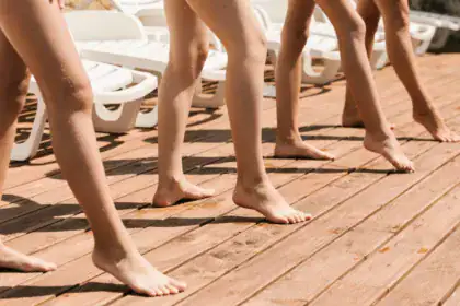 Gambe pesanti in estate: cause e come alleviare